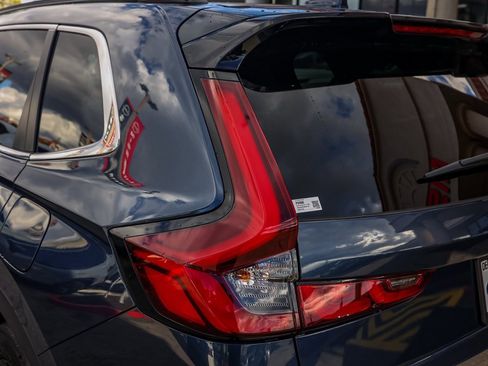 Used 2024 Honda CR-V Sport Touring image 7