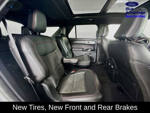 Certified 2022 Ford Explorer ST-Line w/ Class IV Trailer Tow Package image 30