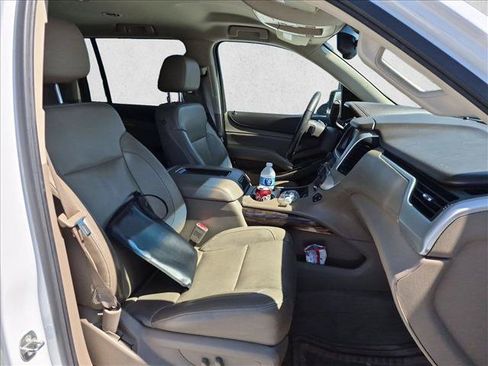 Used 2016 GMC Yukon XL SLT RWD image 13