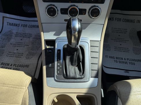 Used 2013 Volkswagen CC Sport Plus image 18