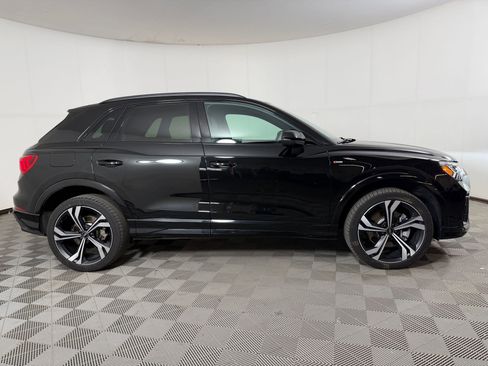 Used 2023 Audi Q3 2.0T Premium Plus w/ Premium Plus Package image 8