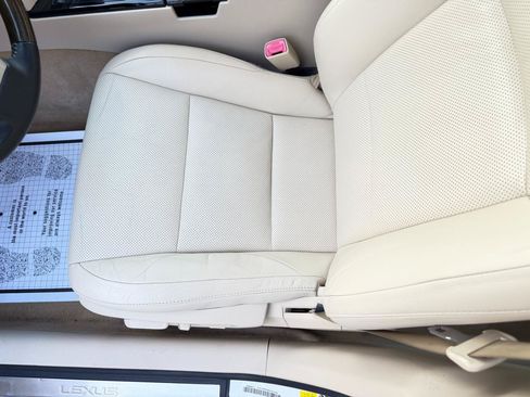 Used 2015 Lexus ES 350 w/ Luxury Package FWD image 14