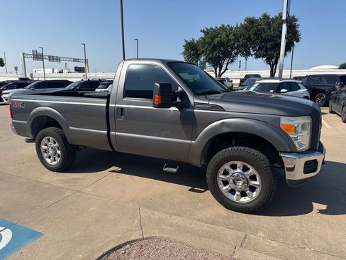 Used 2012 Ford F250 XL w/ PWR Equipment Group AWD/4WD image 3