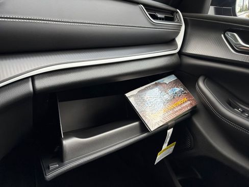 New 2025 Jeep Grand Cherokee Laredo X w/ Luxury Tech Group I image 10