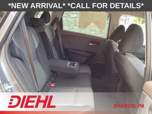 Used 2022 Nissan Rogue SV AWD/4WD image 14