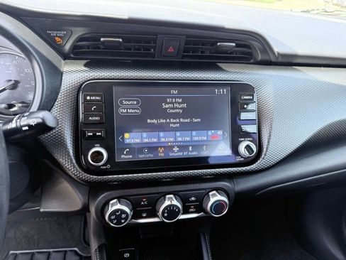 Certified 2023 Nissan Kicks SV image 12