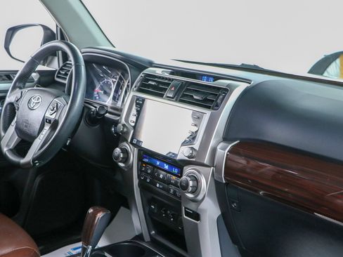 Used 2020 Toyota 4Runner Limited RWD image 28