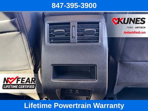 Used 2024 Mitsubishi Outlander SE image 21