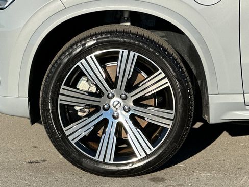 Used 2025 Volvo XC90 T8 Core w/ Climate Package image 11