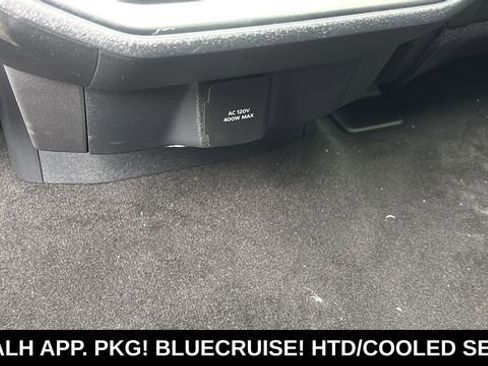 New 2026 Ford Expedition Max Platinum w/ Stealth Appearance Package image 9