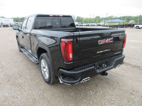 New 2026 GMC Sierra 1500 Denali AWD/4WD image 10