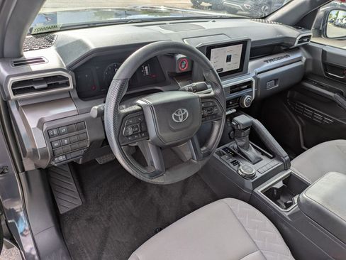 Used 2024 Toyota Tacoma SR5 AWD/4WD image 17