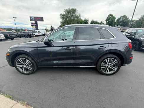 Used 2020 Audi Q5 e Premium Plus w/ Premium Plus Package AWD/4WD image 7
