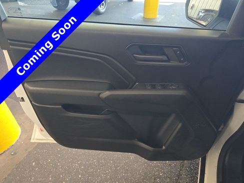 Used 2024 Chevrolet Colorado W/T image 12
