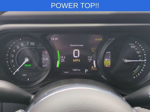 Used 2025 Jeep Wrangler Unlimited Sahara w/ Safety Group image 13