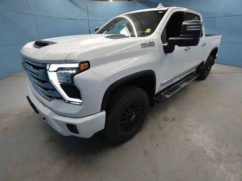 Used 2025 Chevrolet Silverado 2500 High Country image 25