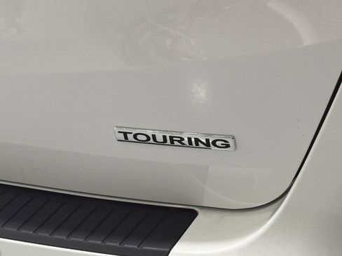 New 2026 Honda Odyssey Touring image 39