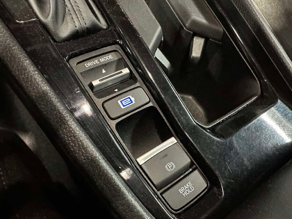 Used 2024 Honda Accord Sport image 18