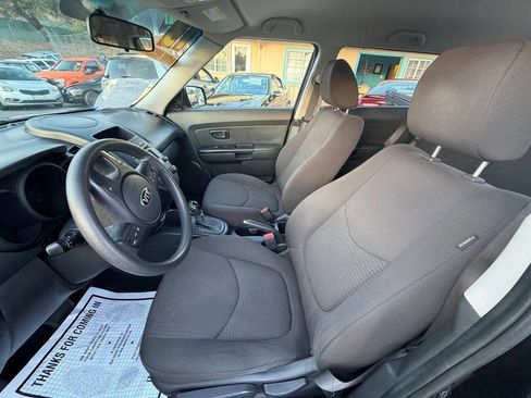 Used 2013 Kia Soul image 6