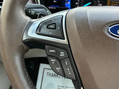 Used 2017 Ford Fusion Platinum AWD/4WD image 24