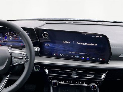 New 2026 Chevrolet Traverse LT w/ Driver Confidence Package image 7