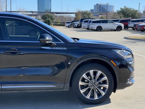 Used 2022 Lincoln Corsair Reserve w/ Elements Package image 23