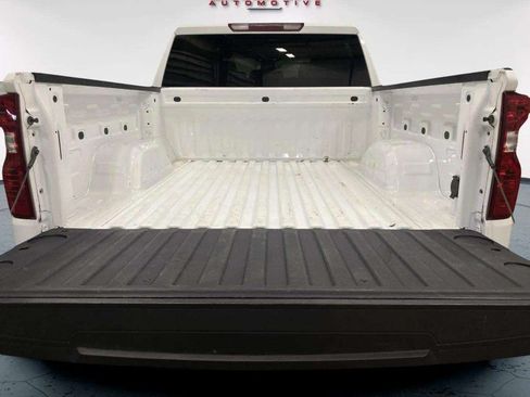 Used 2025 Chevrolet Silverado 1500 LT AWD/4WD image 33