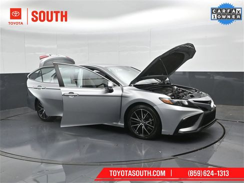 Used 2023 Toyota Camry SE image 61