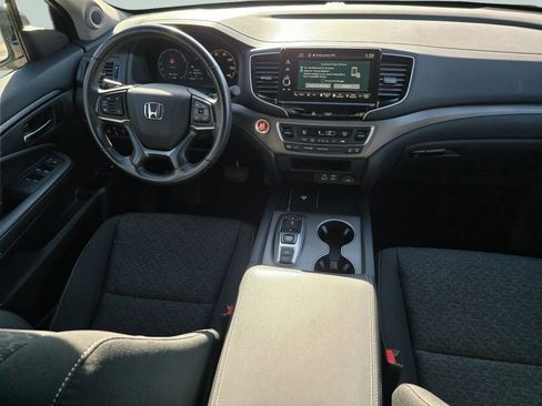Used 2024 Honda Ridgeline Sport image 30