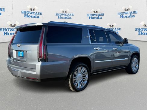Used 2019 Cadillac Escalade ESV Platinum image 8