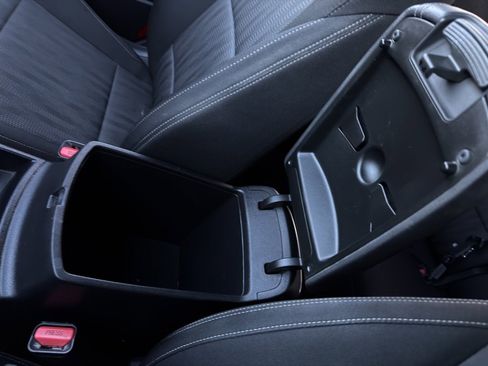 Used 2020 Kia Sportage LX image 40