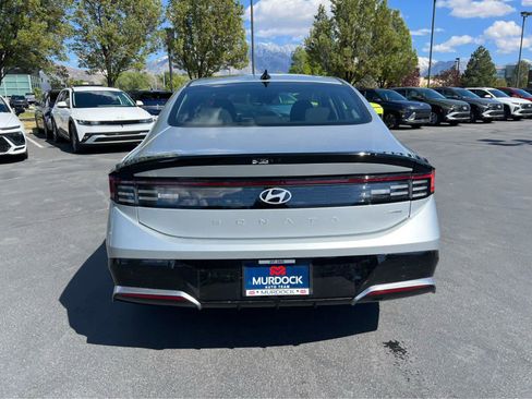 New 2026 Hyundai Sonata SEL AWD/4WD image 9