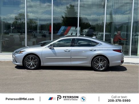 Used 2023 Lexus ES 250 w/ Premium Package AWD/4WD image 2