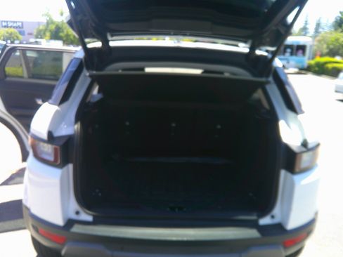 Used 2016 Land Rover Range Rover Evoque SE AWD/4WD image 11