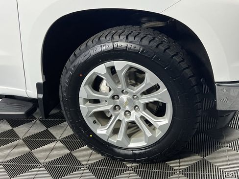 Used 2023 Chevrolet Silverado 1500 LTZ image 14