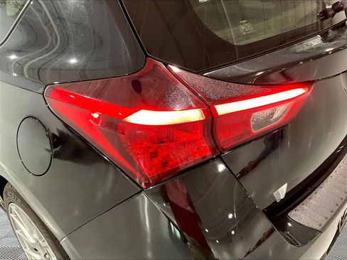 Used 2017 Toyota Corolla iM w/ All-Weather Mat Package FWD image 22