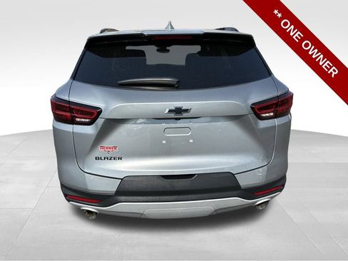 Used 2023 Chevrolet Blazer LT w/ Convenience Package image 4