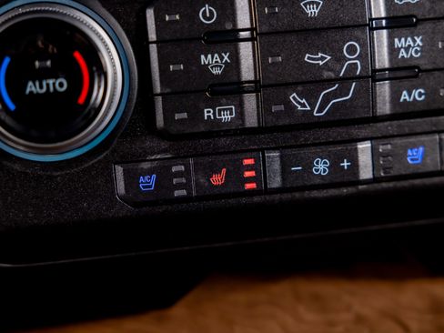 Used 2019 Ford F450 Limited image 17