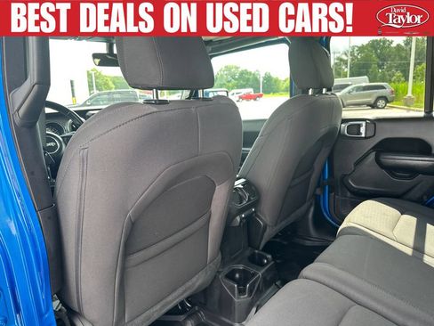 Used 2022 Jeep Wrangler Unlimited Sport AWD/4WD image 22