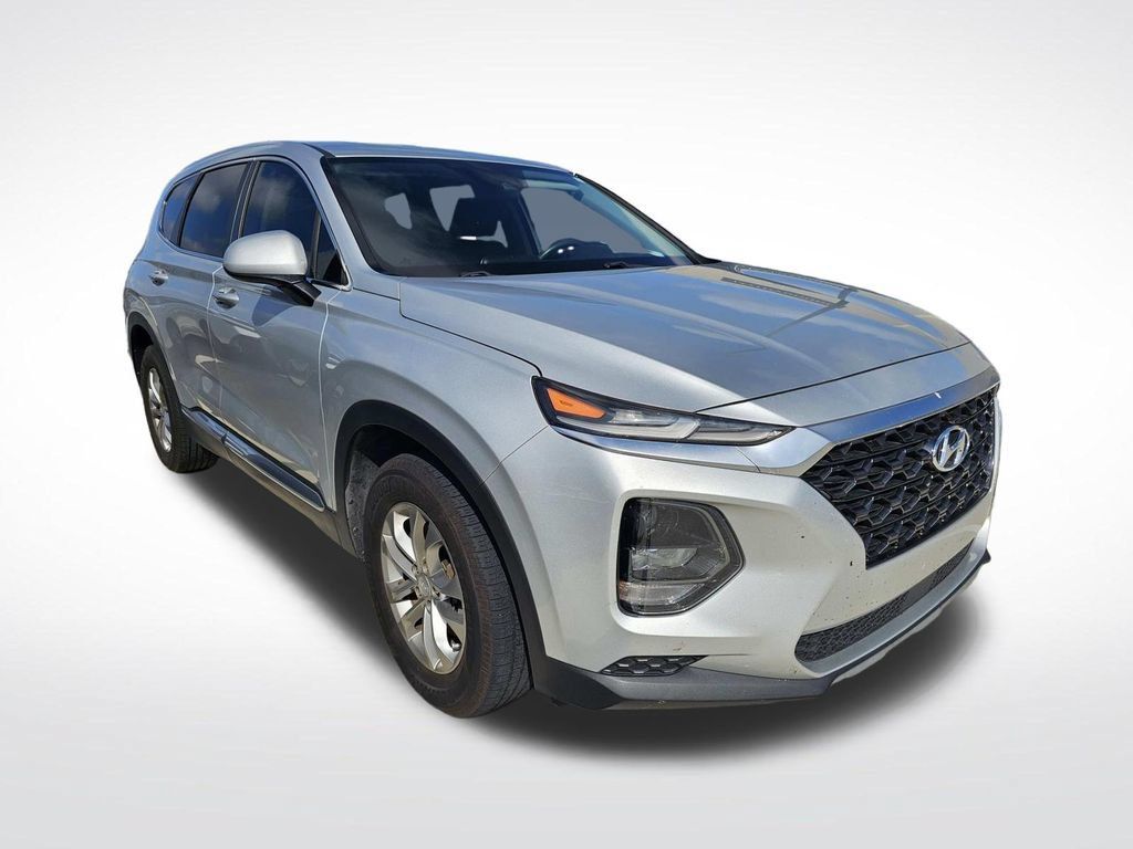 Used 2019 Hyundai Santa Fe SE w/ Cargo Package FWD image 1