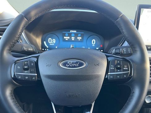 Used 2024 Ford Escape Platinum image 26