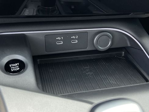 New 2026 Nissan Sentra SR w/ Floor Mat Package FWD image 13