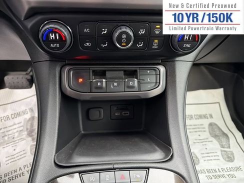 Used 2022 GMC Acadia AT4 image 22