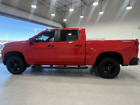 Used 2021 Chevrolet Silverado 1500 LT Trail Boss w/ LT Trail Boss Premium Package image 5