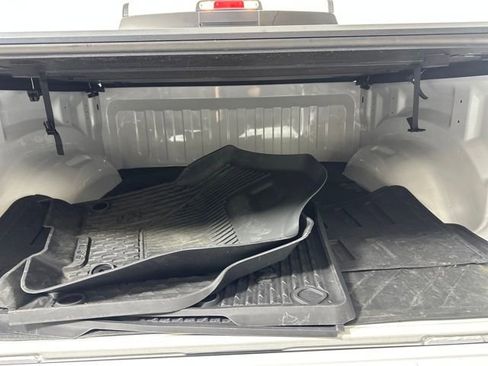 Used 2024 RAM 1500 Laramie image 26