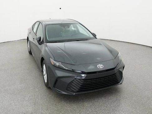 New 2026 Toyota Camry LE image 32