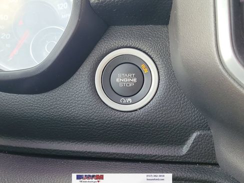 Used 2021 RAM 1500 Big Horn AWD/4WD image 25