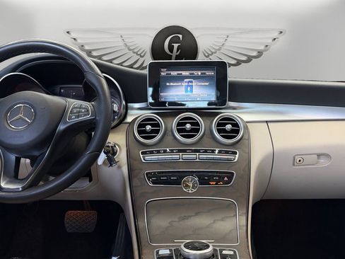 Used 2018 Mercedes-Benz C 300 Sedan w/ Premium Package image 11