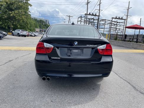 Used 2006 BMW 330xi Sedan AWD/4WD image 5