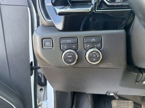 Used 2025 GMC Sierra 1500 Elevation w/ Preferred Package AWD/4WD image 25